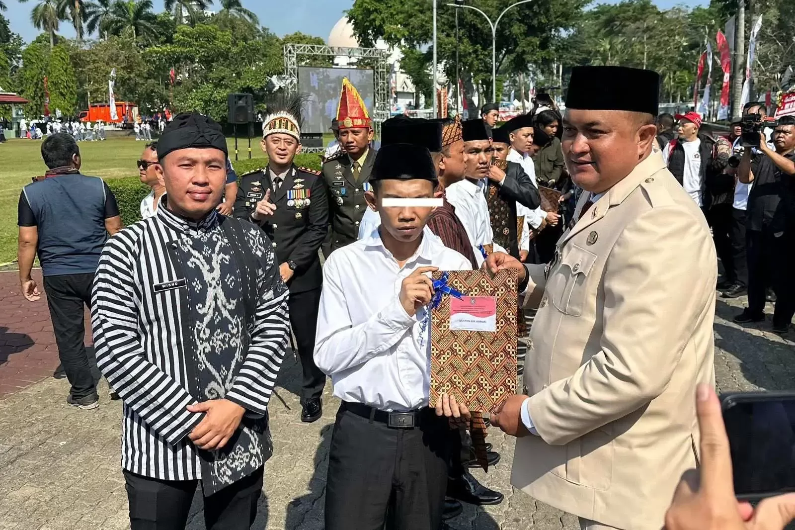 HUT RI ke-80, Lapas Cibinong Berikan Remisi kepada 2.448 Warga Binaan, 28 Orang Langsung Bebas