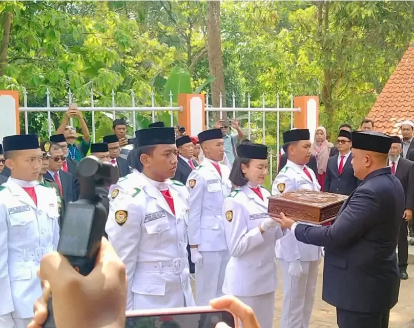 Pemkab Bogor Gelar Penjemputan Bendera Pusaka Jelang HUT ke-80 RI