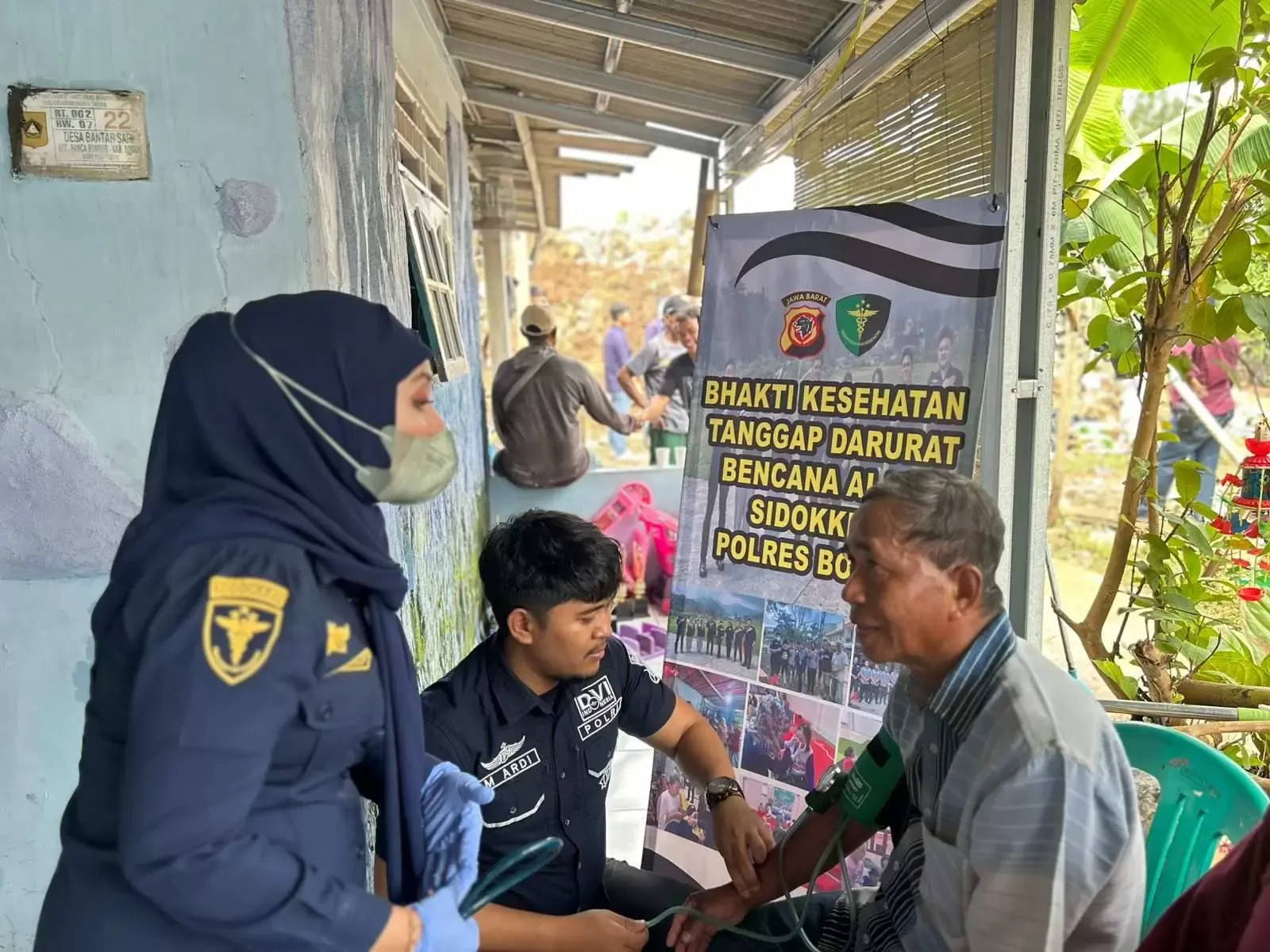 Polres Bogor Gelar Bhakti Kesehatan untuk Korban Banjir di Rancabungur