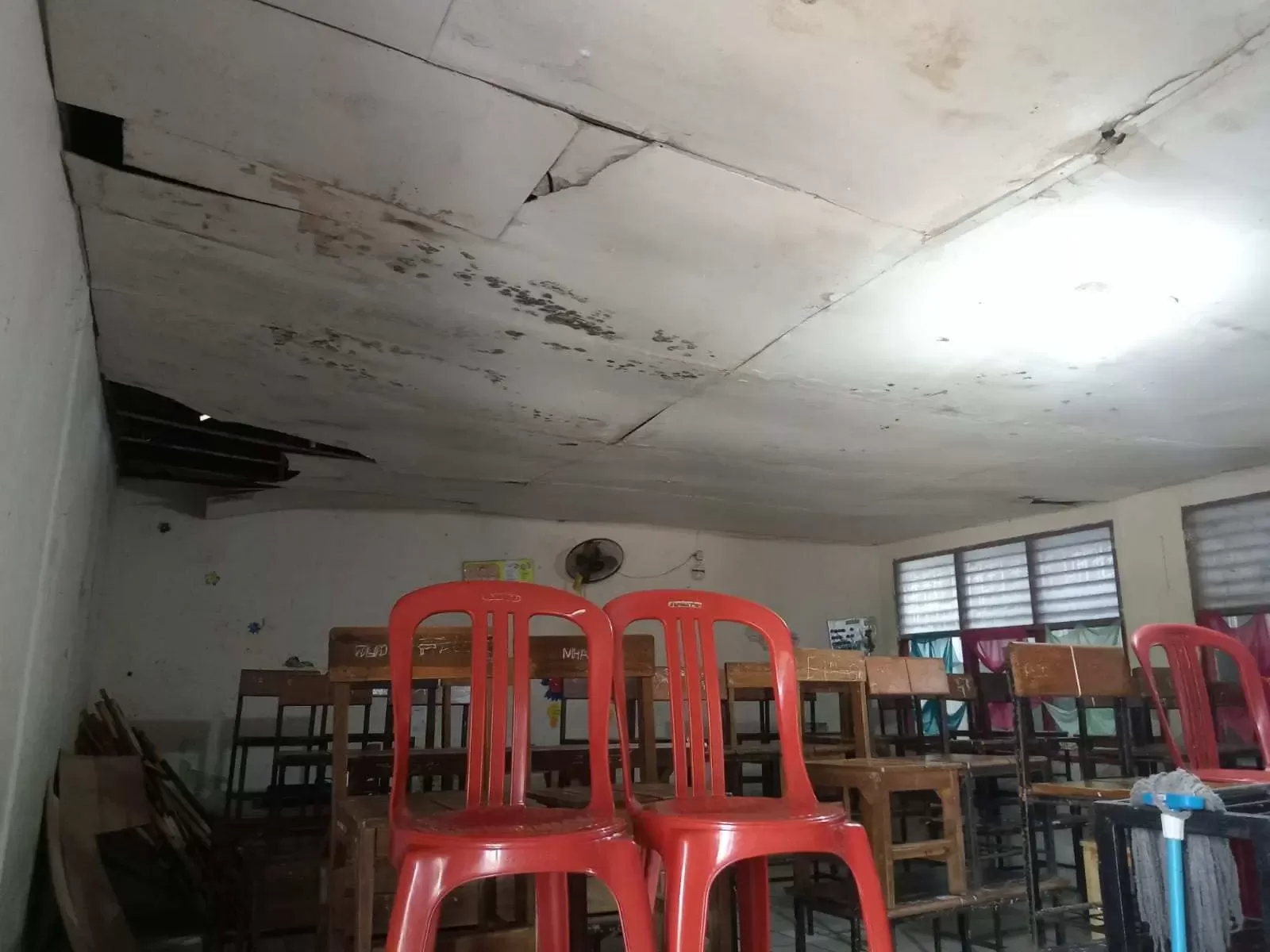 Miris! Bangunan MI Miftahul Falah di Cikeas Udik Nyaris Roboh, Prank Janji Politik Anggota Dewan