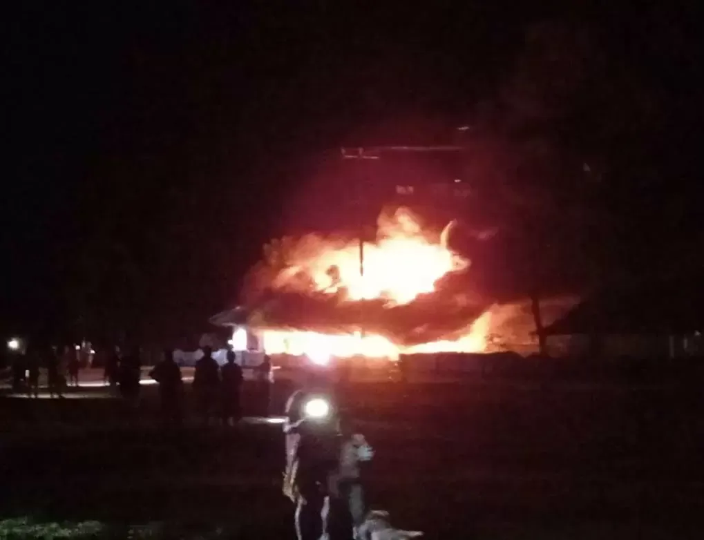 Korsleting Listrik Diduga Picu Kebakaran Hebat di Desa Sofyanin, Rumah Warga Ludes Terbakar