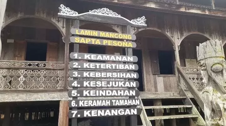 Filosofi Lamin Mancong Bikin Wisatawan Jerman Tercengang: Rumah Panjang yang Menyimpan Jantung Budaya Dayak
