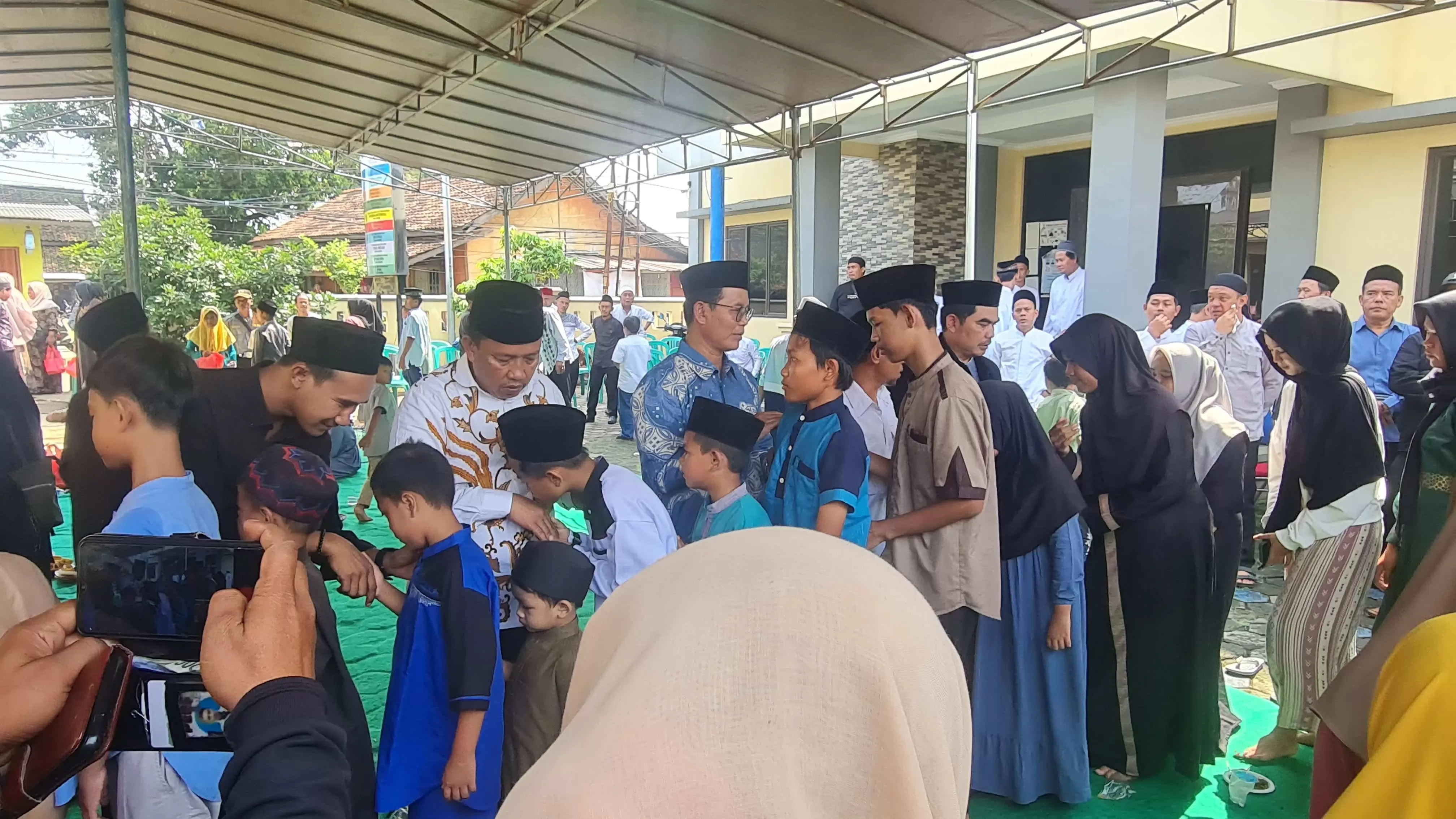 Peringati Tahun Baru Islam 1447 H, Pemdes Nagrak Santuni 200 Yatim Piatu dan Dhuafa Sekaligus Gelar Haul Ketua BPD