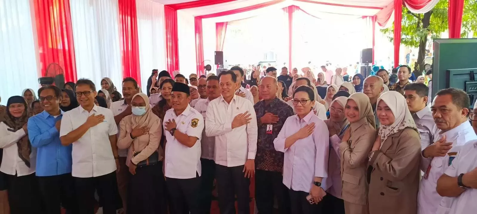 Desa Klapanunggal Ditetapkan Jadi Desa Siaga TBC, Menkes Budi Apresiasi Upaya Deteksi dan Pengobatan
