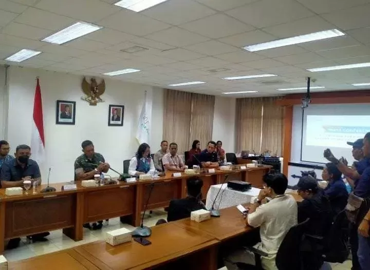 Upaya Penyelundupan 33,5 Kg Merkuri Digagalkan di Bandara Pattimura Ambon