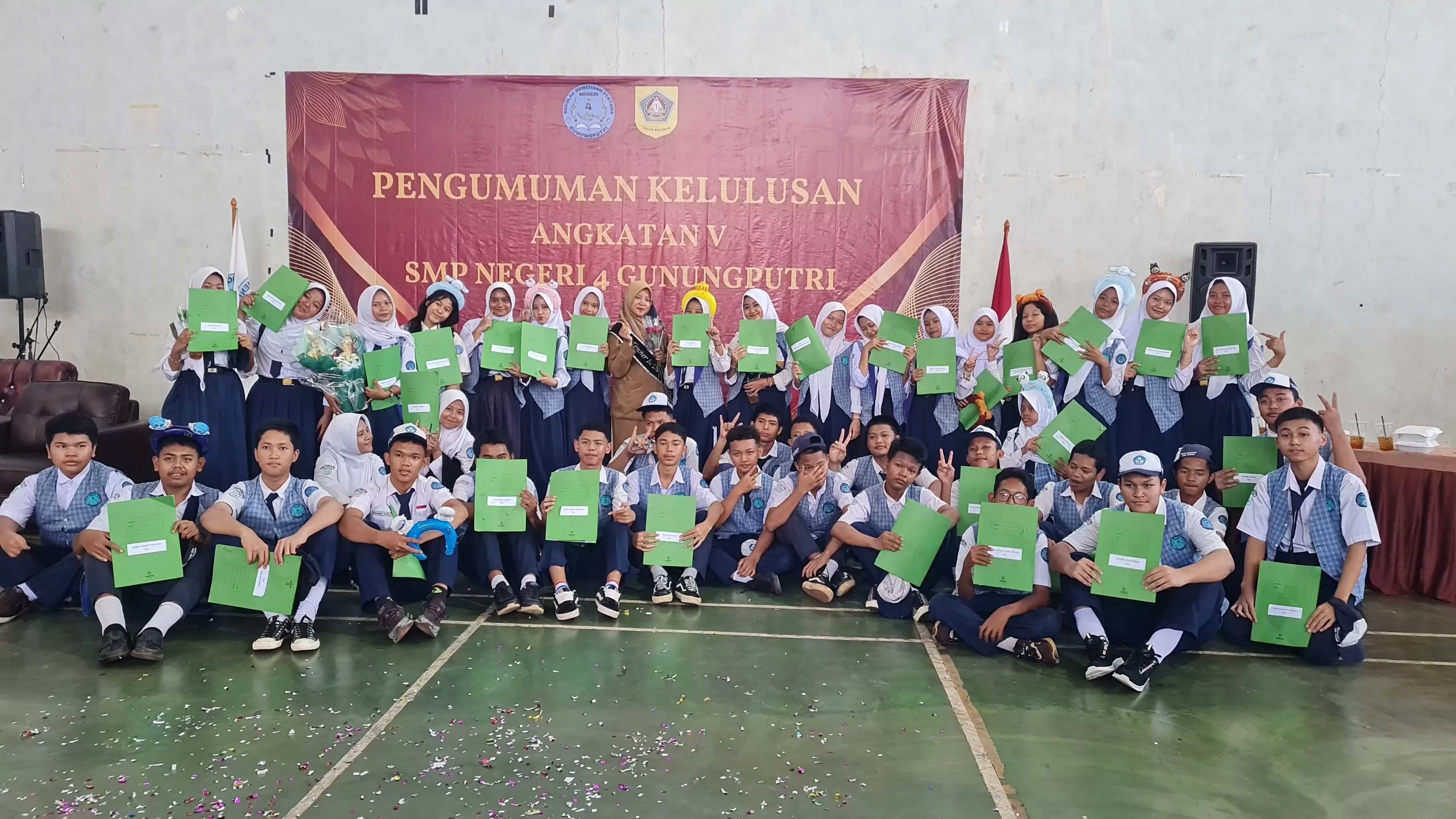 Lebih Dari 230 Siswa SMPN 4 Gunung Putri Lulus 100 Persen, Ini Kata Orang Tua