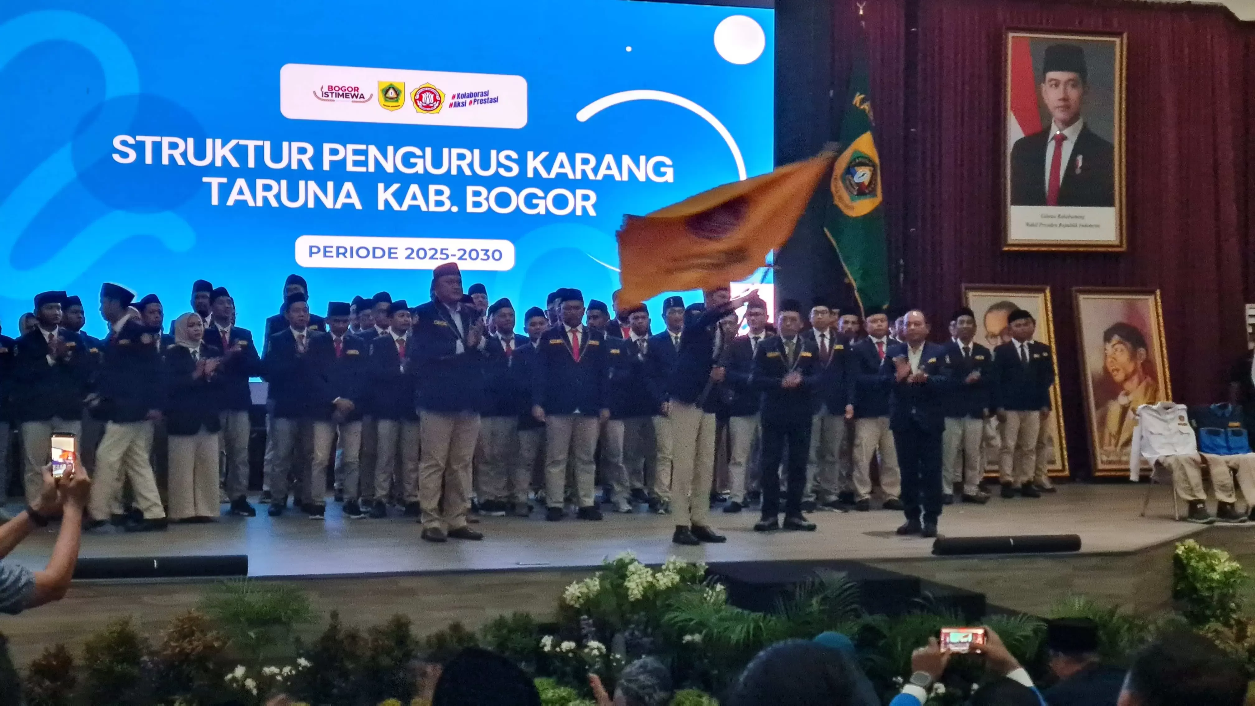 Bupati Bogor Rudy Susmanto Resmi Lantik Pengurus Karang Taruna Kabupaten Bogor Periode 2025–2030