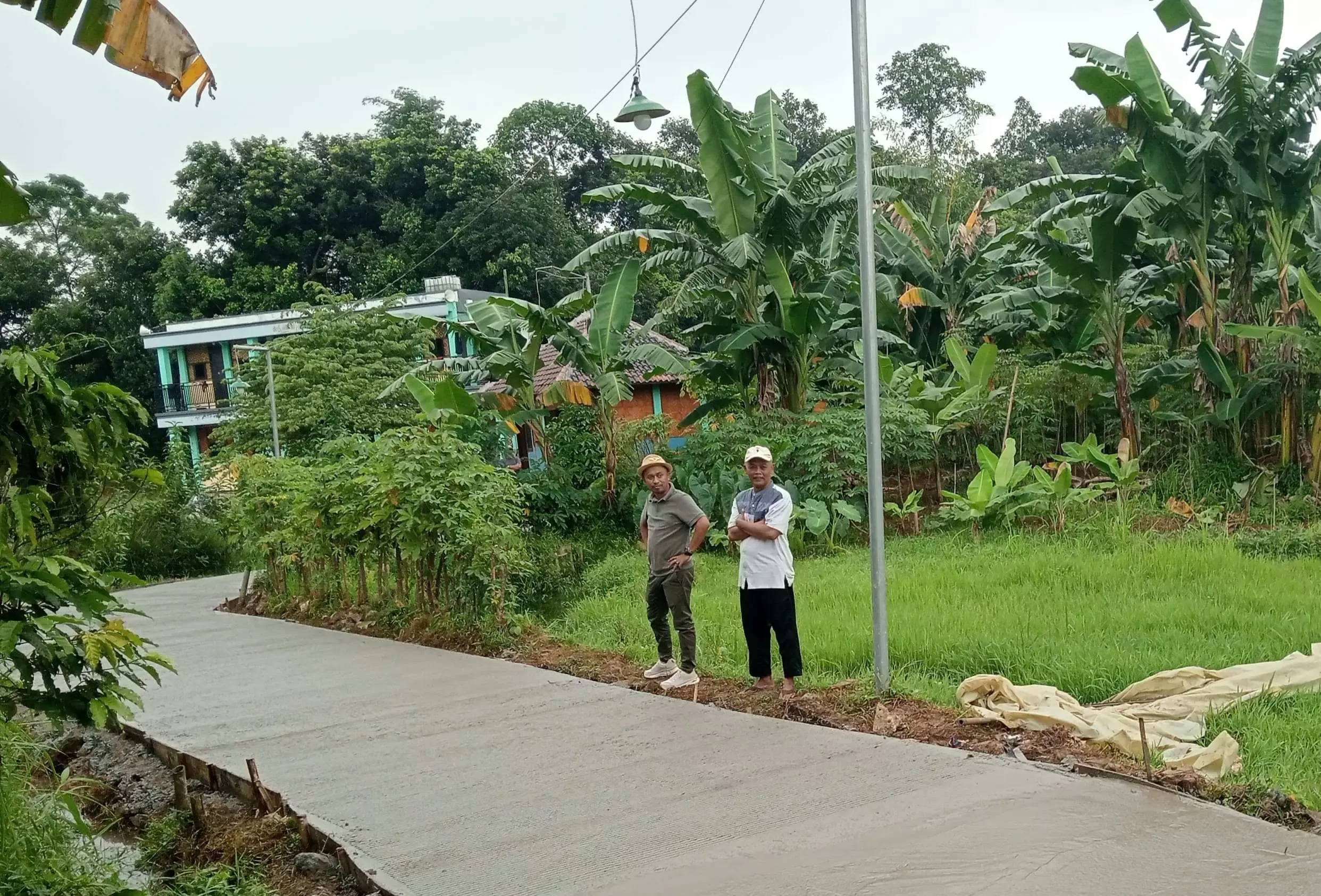Sebanyak 6 Titik Infrastruktur Desa Cicadas Gunung Putri Dibangun Lewat Dana Desa Tahap 1 di 2025