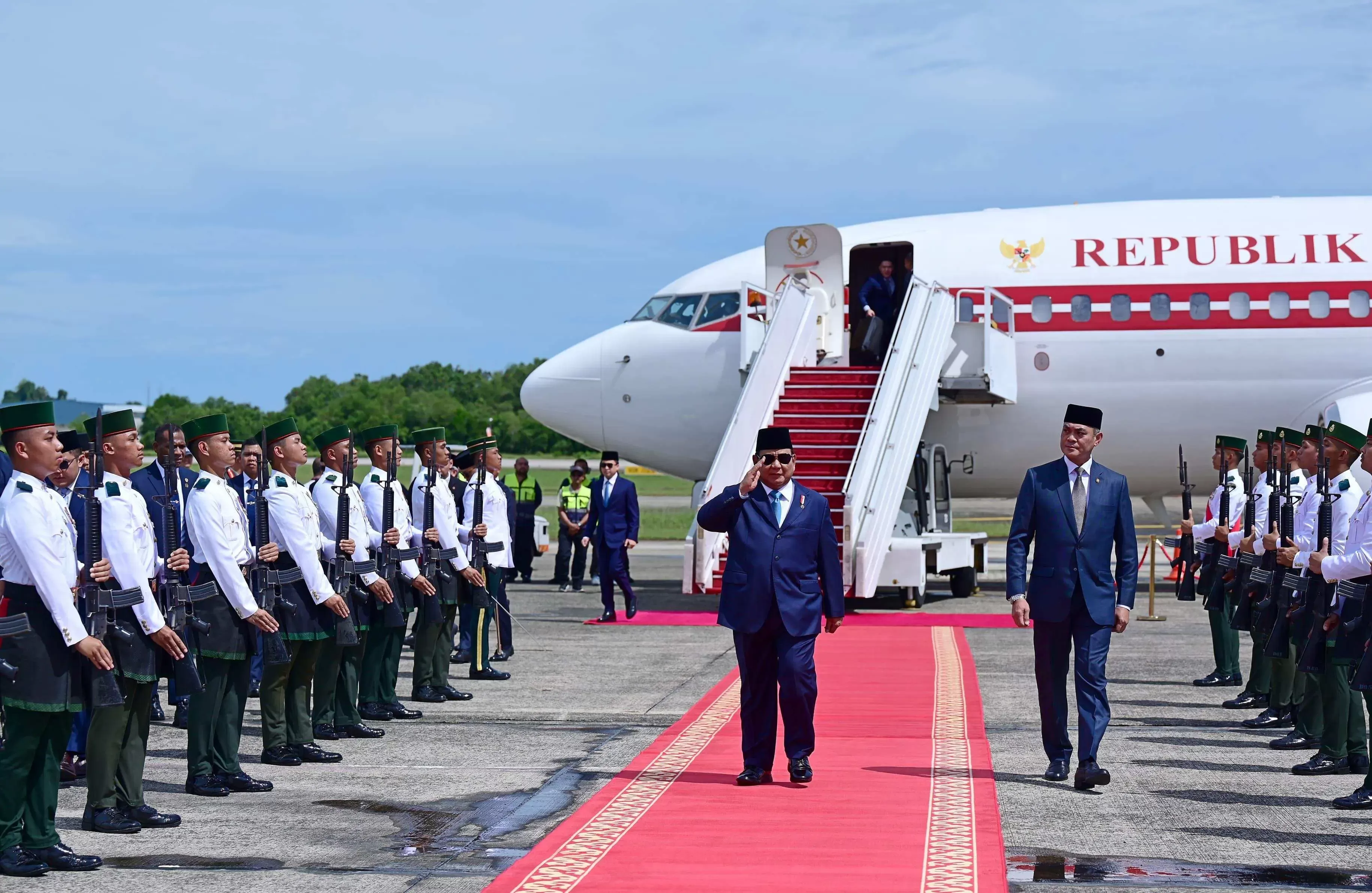Presiden Prabowo Subianto Terima Bintang Kehormatan Tertinggi dari Sultan Brunei Darussalam