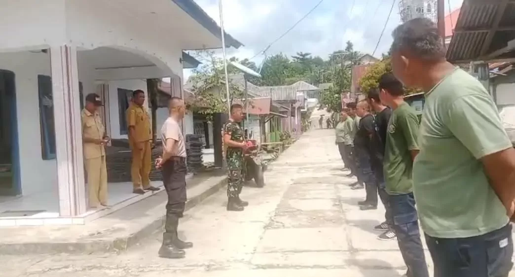 Desa Tutukembong Jadi Pelopor Program 100 Hari Kerja Bupati Tanimbar: Dorong Disiplin Linmas dan Jam Belajar Malam Anak