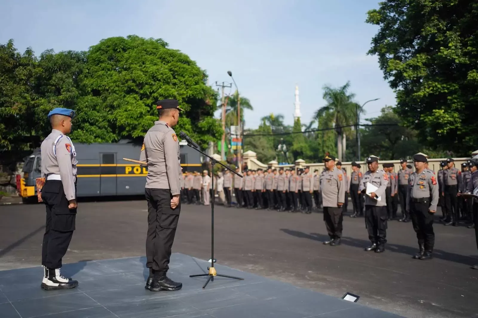 Kapolres Bogor Pimpin Apel Pagi, Tegaskan Disiplin dan Komitmen Personel Usai Pengamanan Lebaran