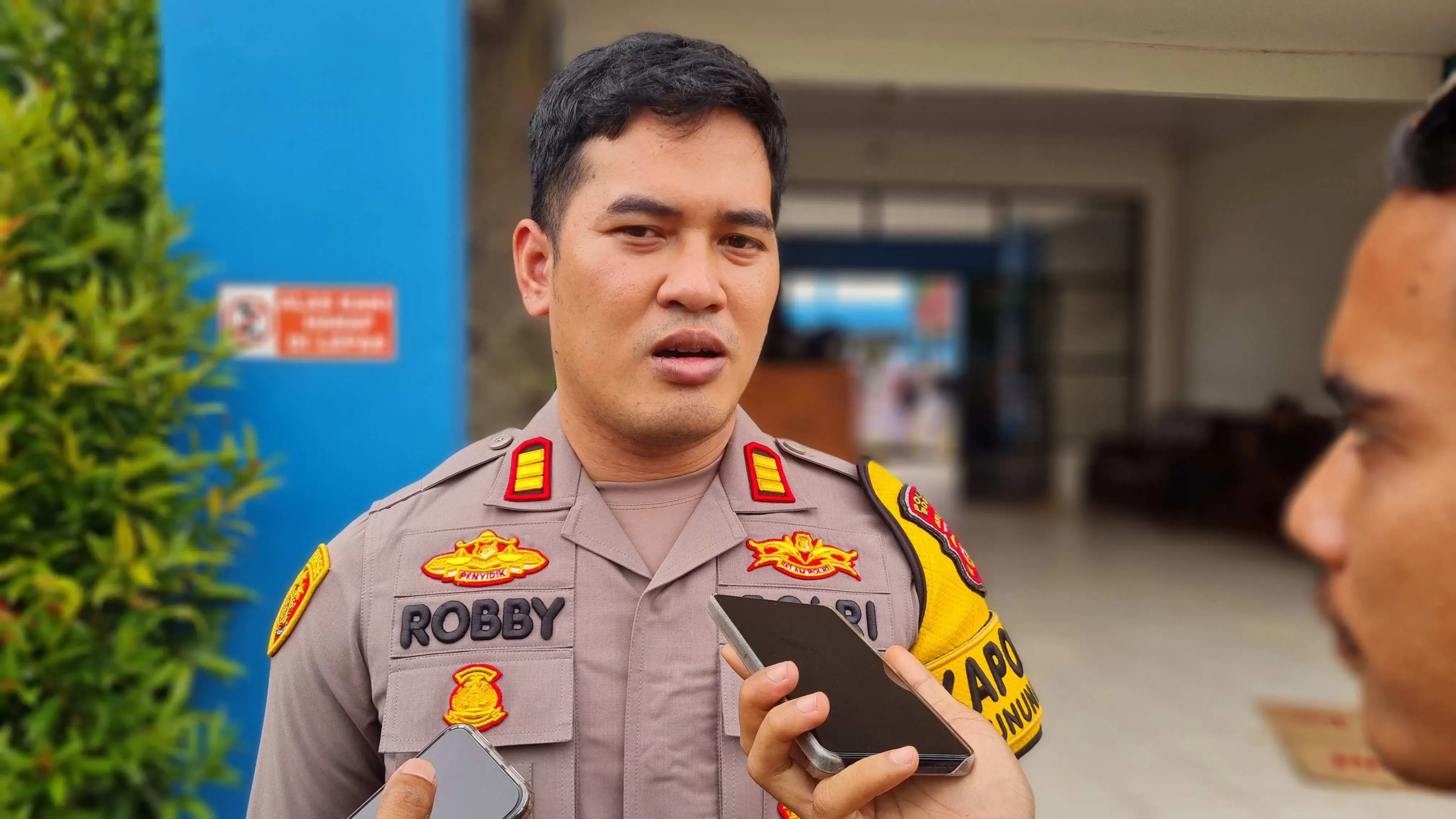 Kapolsek Gunung Putri Apresiasi Sosialisasi Bahaya Narkoba di Desa Tlajung Udik: Wujud Nyata Menuju Desa Bersinar