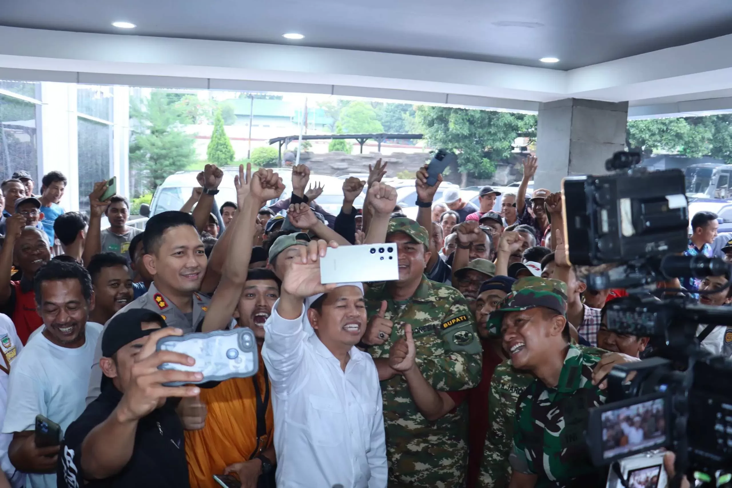 Pemerintah Jawa Barat Liburkan Operasional Angkot Selama Lebaran untuk Kurangi Kemacetan di Jalur Puncak