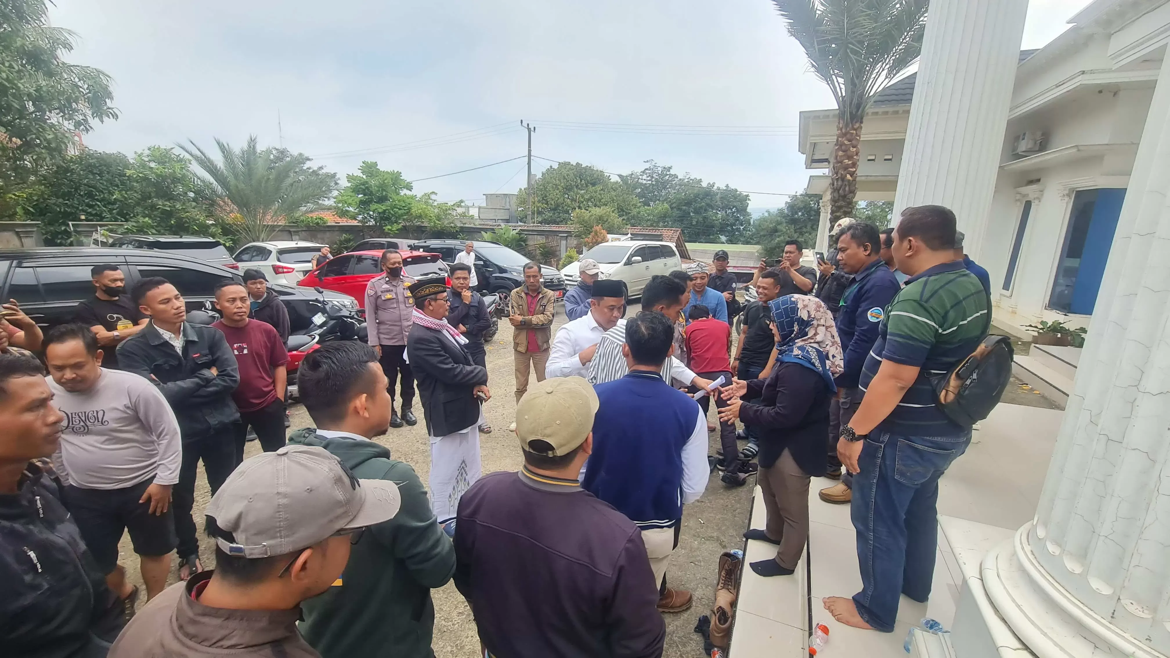 Perselisihan Jurnalis dan Kepala Desa Wargajaya Berakhir Damai Lewat Musyawarah