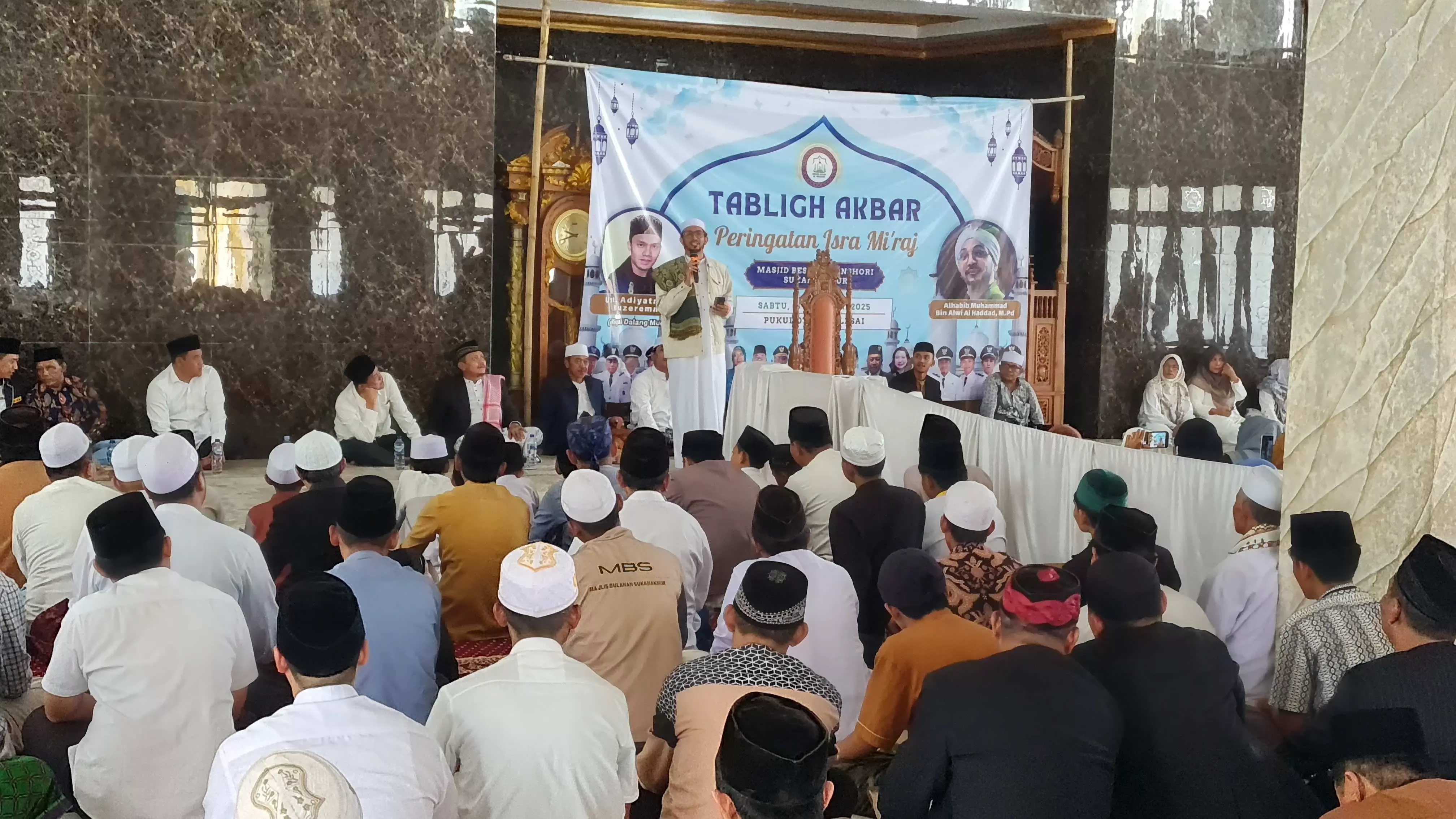 Memperingati Isra Mi'raj, DKM Masjid Al-Ansori dan Muspika Sukamakmur Gelar Tabligh Akbar