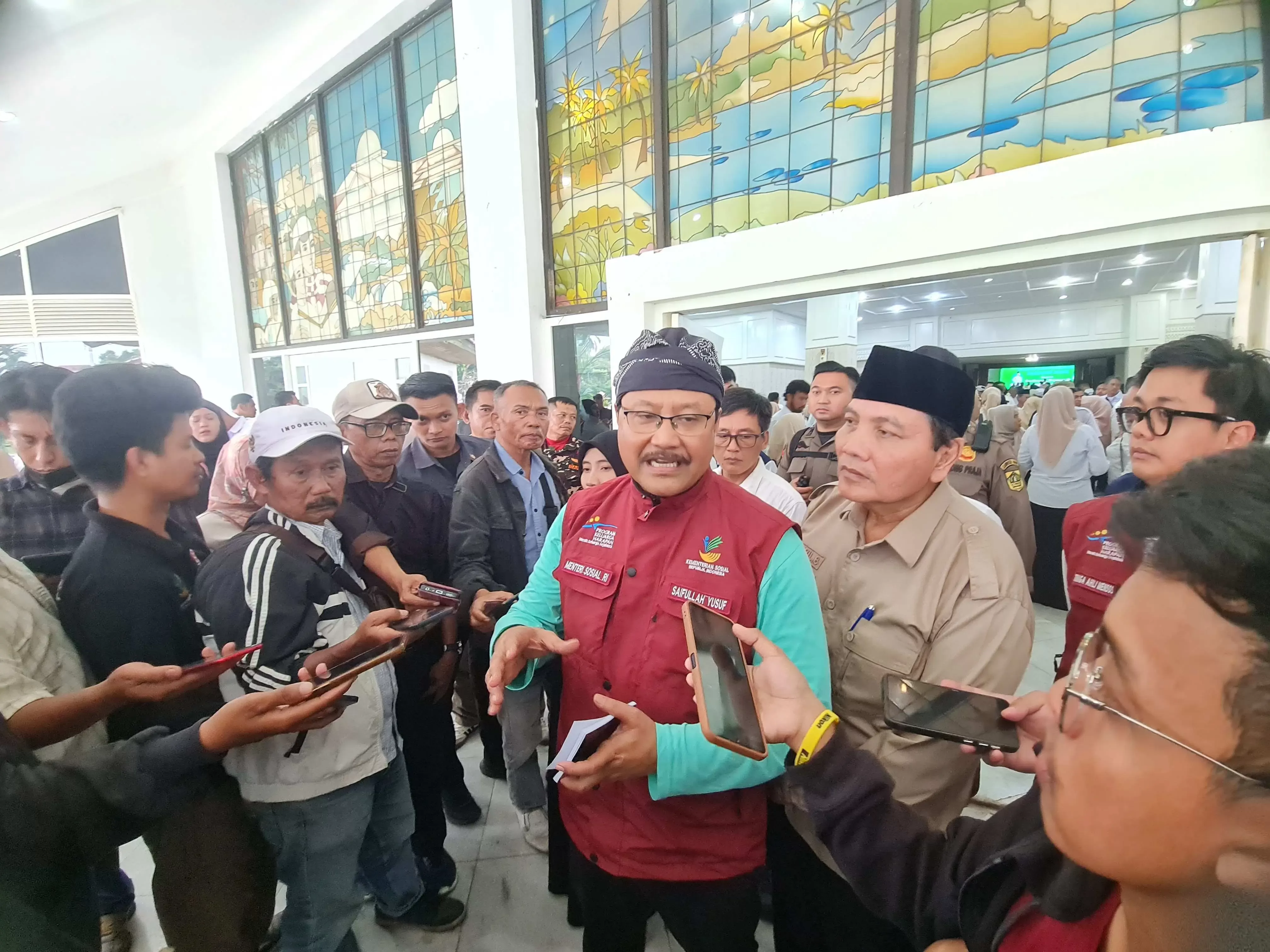 Menteri Sosial Saifullah Yusuf Bertemu Insan Sosial Bogor, Janji Perjuangkan Kesejahteraan Relawan IPSM