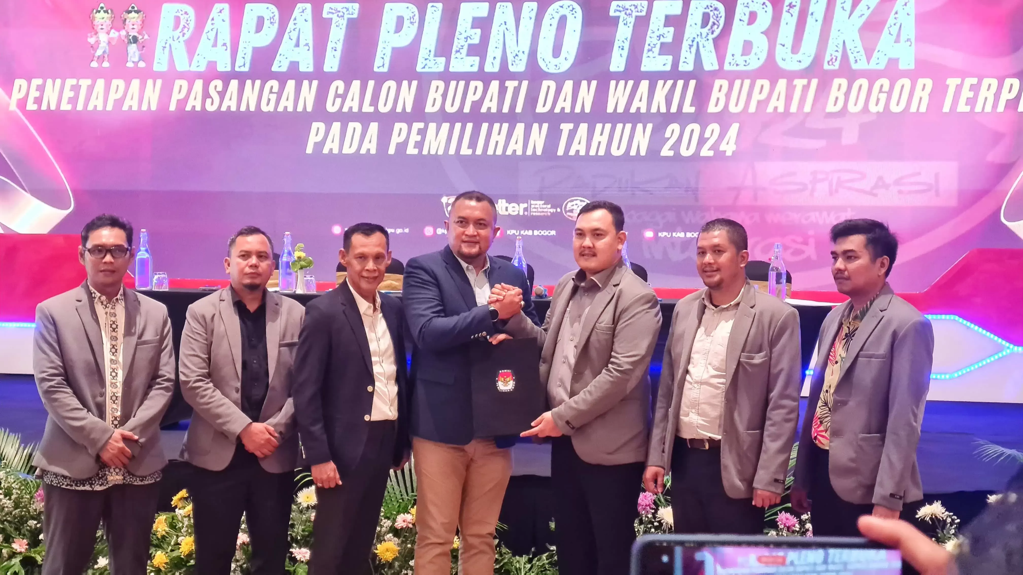 KPU Kabupaten Bogor Tetapkan Rudy Susmanto - Ade Ruhandi sebagai Bupati dan Wakil Bupati Terpilih