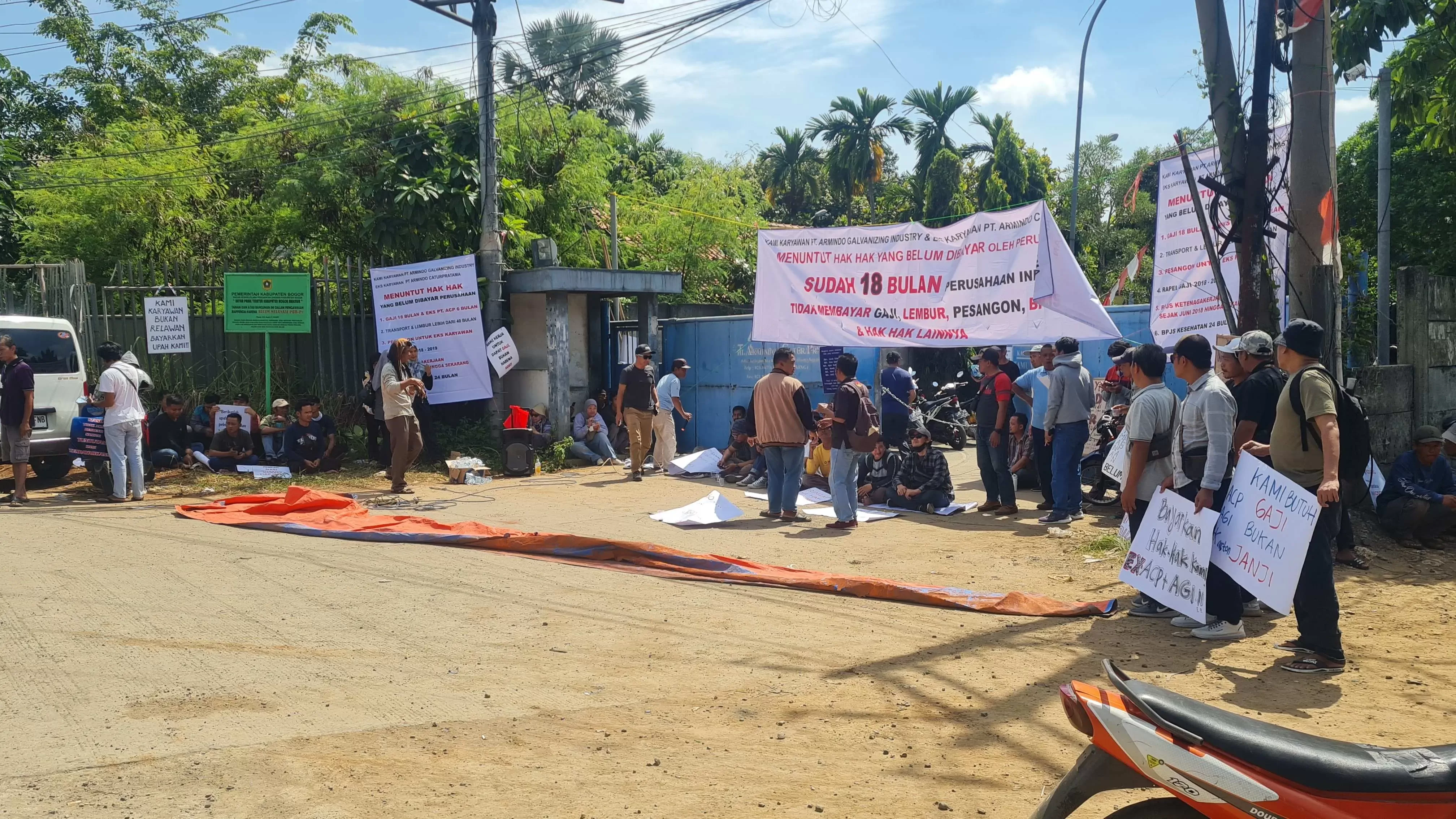 Puluhan Pekerja PT Armindo Galvanizing Industry di Bogor Gelar Aksi Protes, Tuntut Hak Selama 18 Bulan