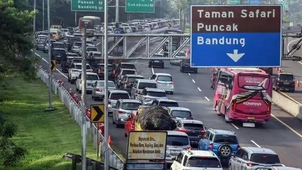 Sebanyak 1,5 Juta Wisatawan Diprediksi Kunjungi Puncak Bogor Saat Libur Nataru