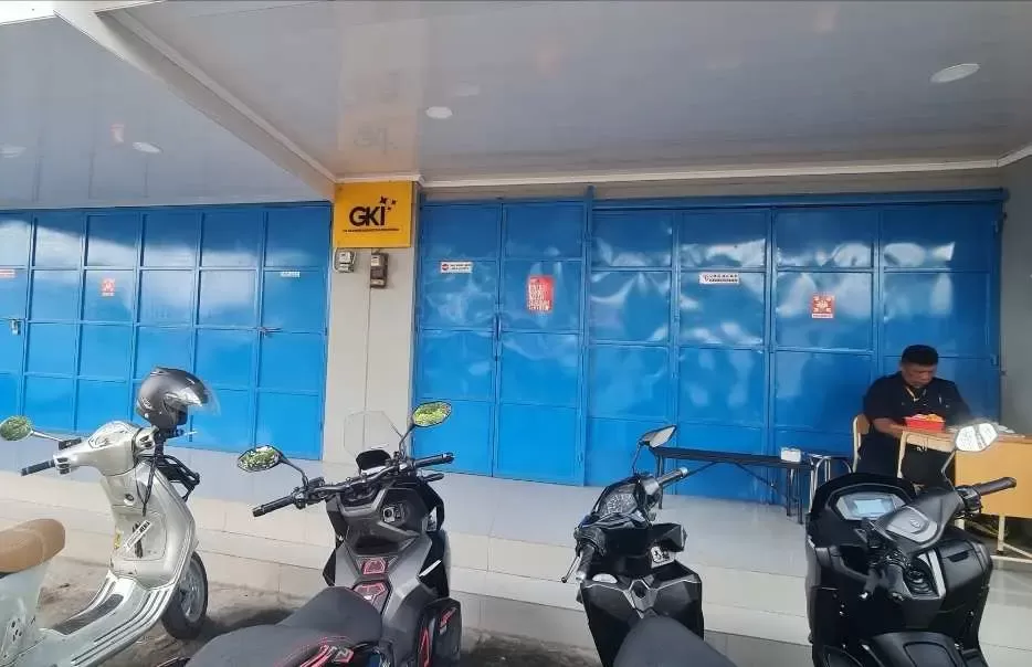 Waduh! Kios di Griya Bukit Jaya Diduga Produksi Kosmetik Ilegal