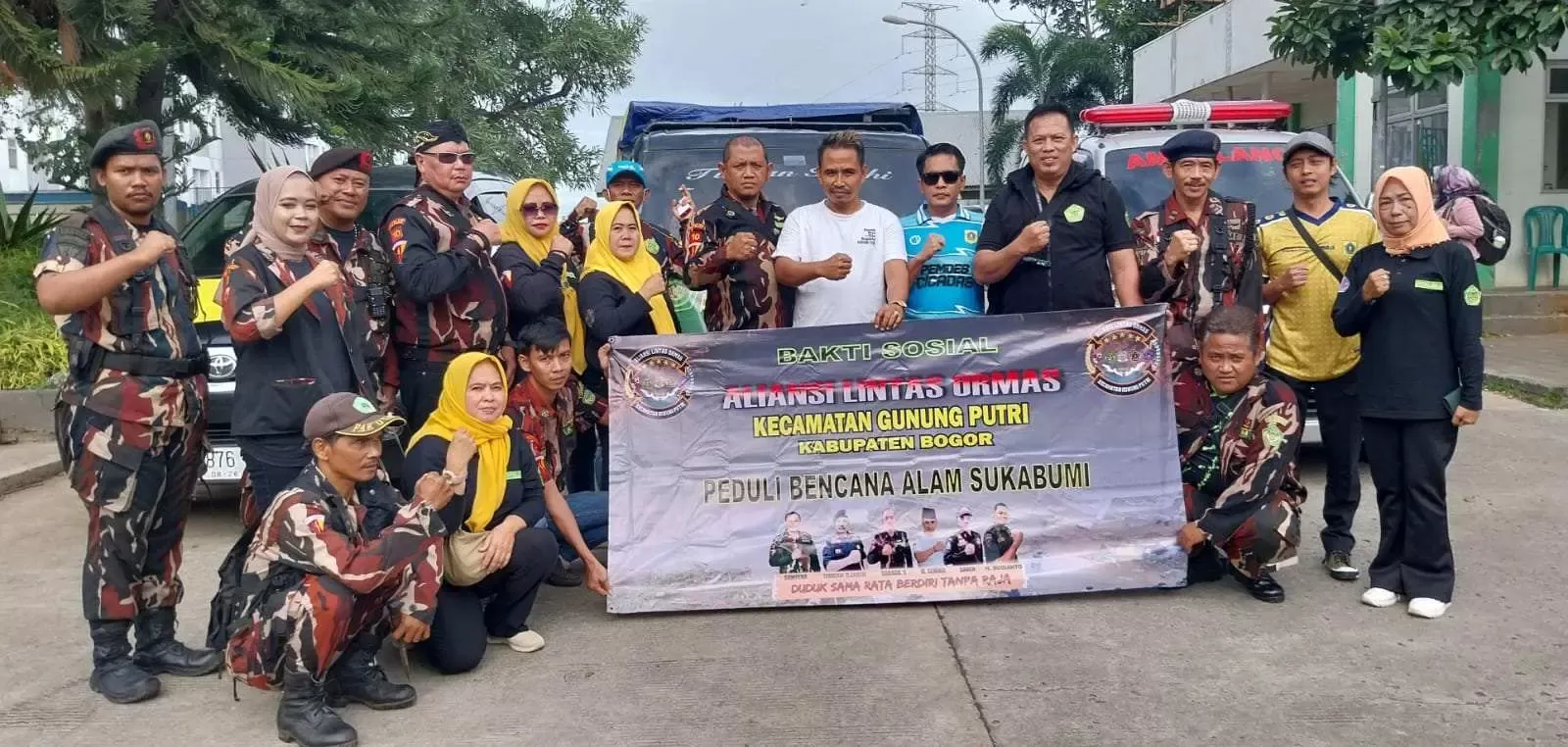Aliansi Lintas Ormas Gunung Putri Salurkan Bantuan untuk Korban Banjir di Sukabumi
