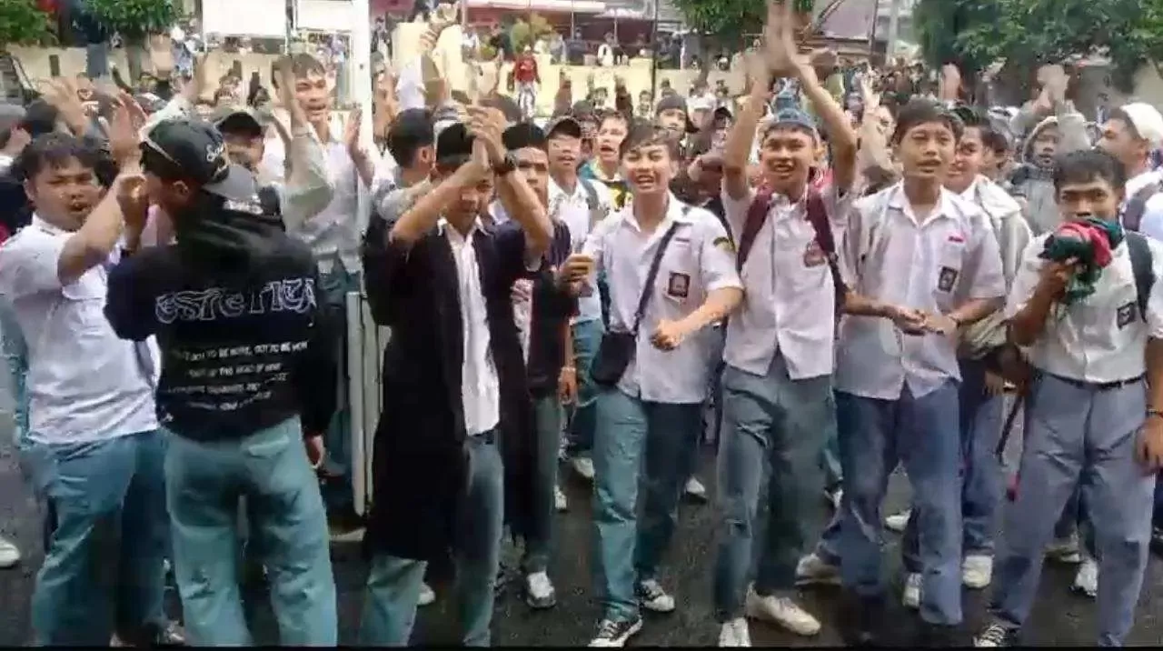 Tangkap Pelaku Pembunuhan, Polsek Ciomas Tuai Pujian Siswa SMK YKTB