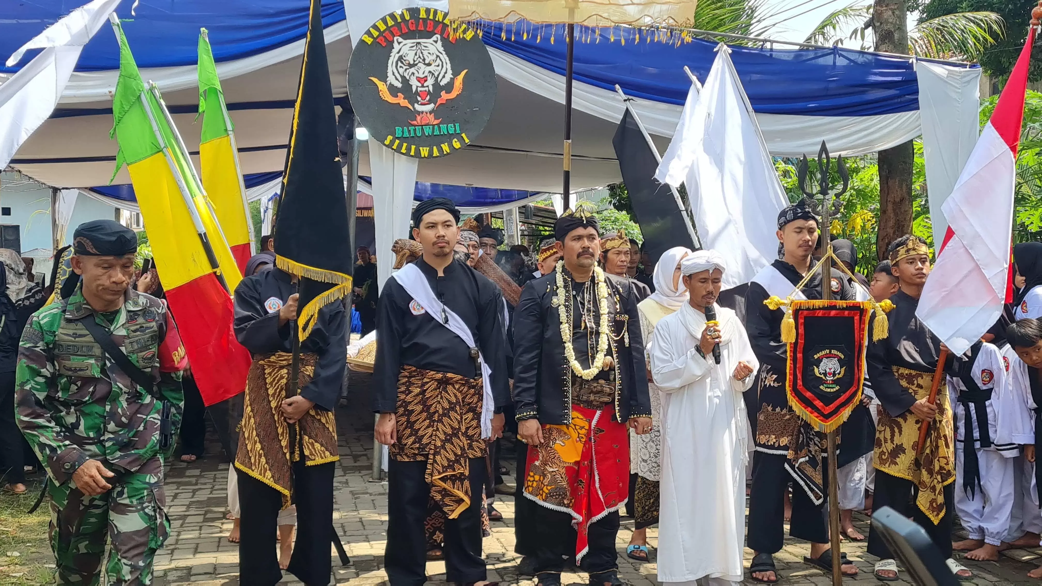 Perayaan 9 Tahun Padepokan Rahayu Kinansih Siliwangi: Kirab Pusaka dan Pencak Silat Warnai Pelestarian Budaya Sunda