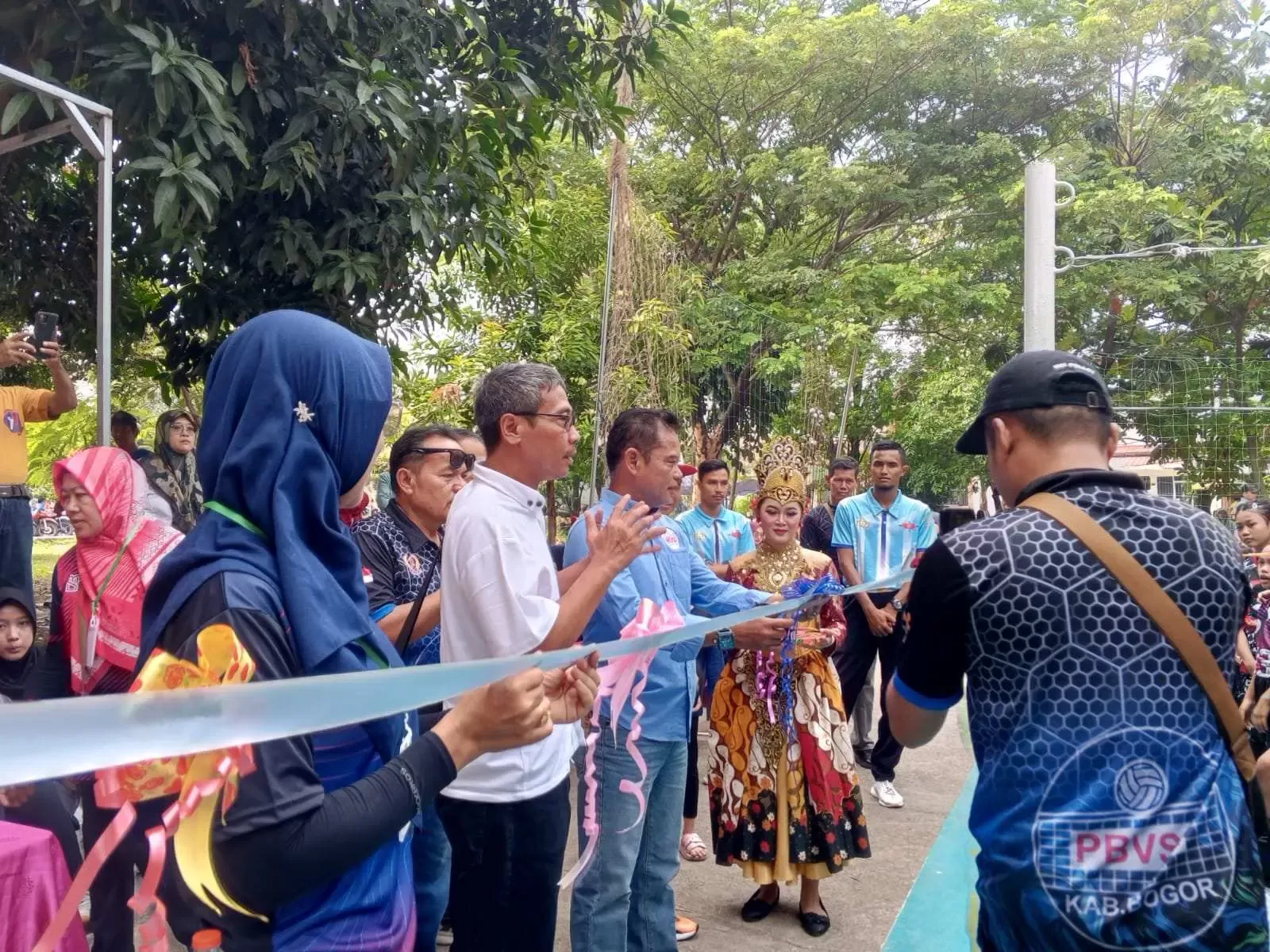 Dede Chandra Sasmita Resmikan Klub Voli Matador di Kecamatan Gunung Putri Bogor