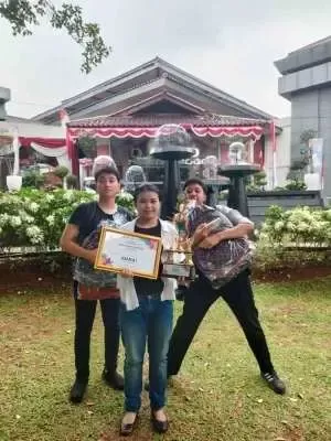 Peringati Hari Jadi Bogor 542 Tahun, SMAN 1 Cibinong Raih Juara 1 Lomba Band