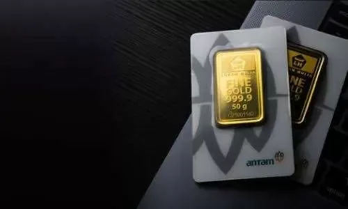 Harga Emas Antam 24 April 2024 Turun Lagi!