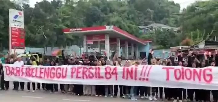 Sengketa Lahan Persil 84, Ratusan Warga Desa Gunungputri Gelar Aksi Demo