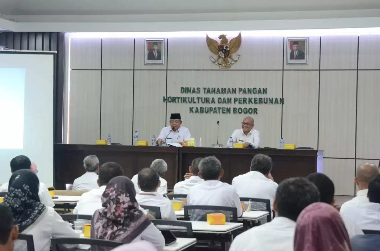 Sekda Kabupaten Bogor, Dorong Jajaran Distanhorbun Capai Indikator Kinerja Utama