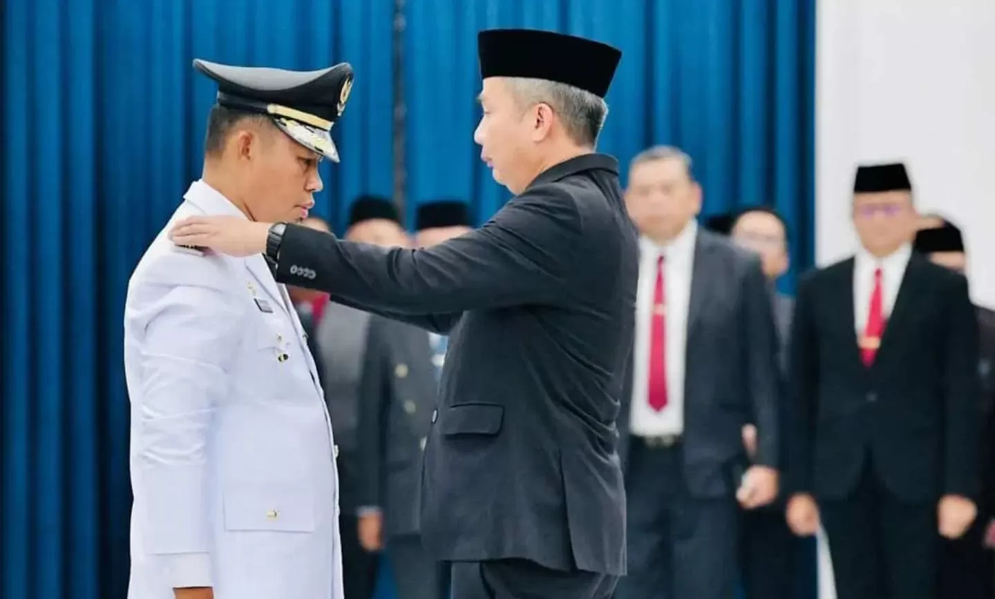 Asmawa Tosepu Resmi dilantik sebagai Pj Bupati Bogor, Ini Pesan Iwan Setiawan 