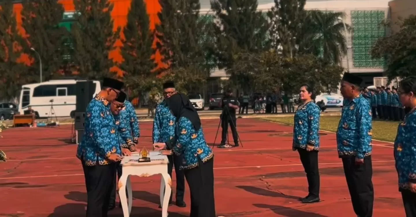 Iwan Setiawan Lantik dan Kukuhkan Jabatan Fungsional PNS dan PPPK