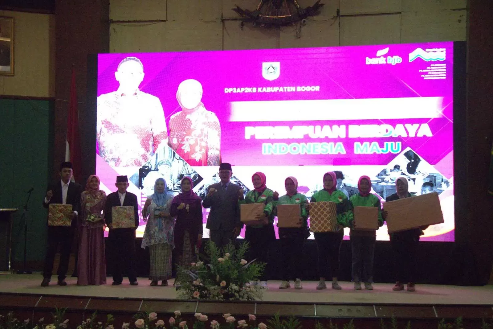 Peringati Hari Ibu, Bupati Bogor Ingin Tingkatkan Peran Perempuan di Berbagai Sektor