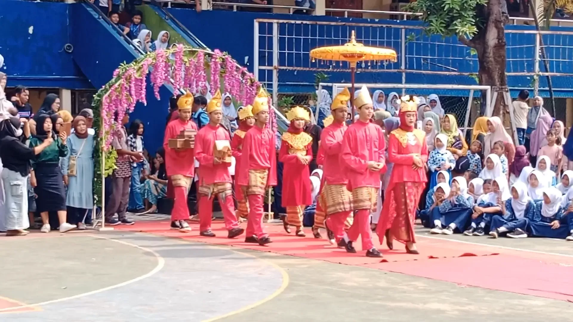 Gelar Karya P5 SMP Negeri 1 Gunung Putri, Menampilkan Pentas Seni Nusantara
