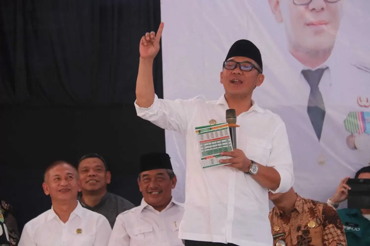 Kabar Baik, Intensif Ketua RT Dan RW Di Kabupaten Bogor Naik