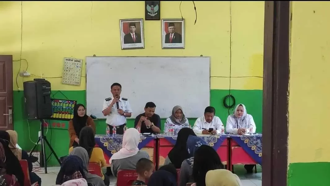 Pertemuan Kepsek dan Komite Sekolah SDN Jatiluhur II Masih Buntu