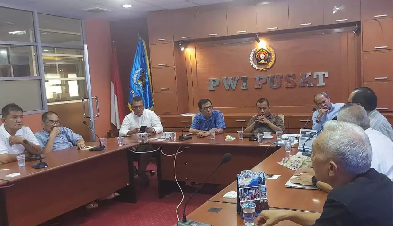 Hendry Ch Bangun mengajak wartawan beramai-ramai memperkenalkan HPN 2024 kepada masyarakat