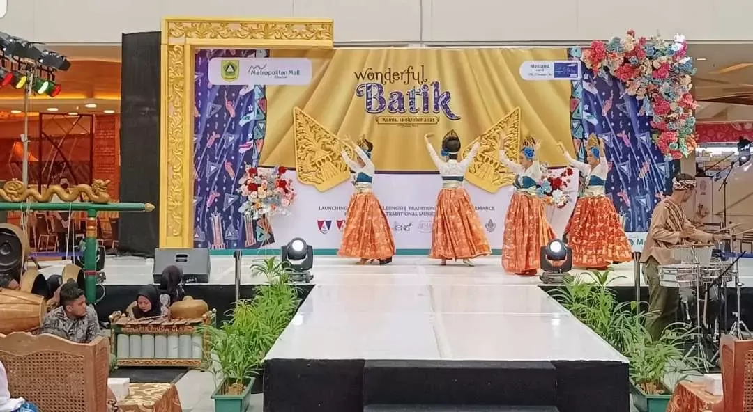 Pemcam Cileungsi Gandeng MMC Cibubur gelar Launching Batik Khas Cileungsi