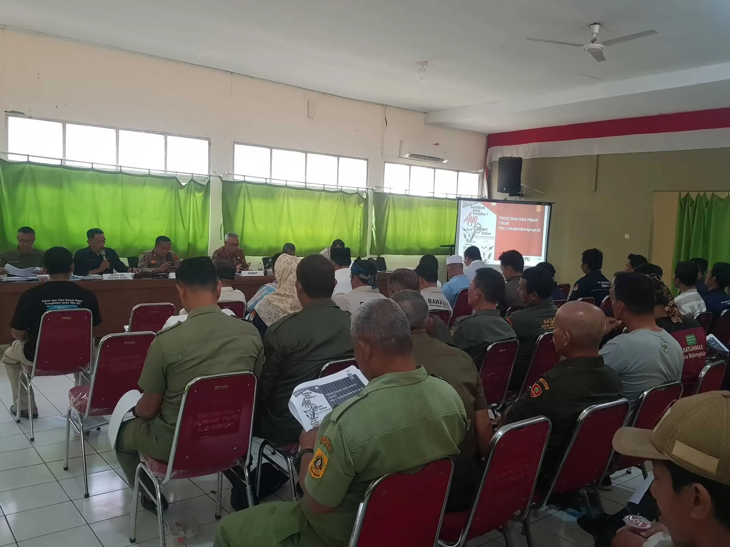 Rapat Kordinasi Persiapan Pemilu Tahun 2024 di Kecamatan Gunung Putri. Ini Pembahasanya !!!