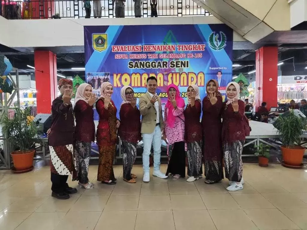 Ikut Melestariakan Seni Sunda, Kang Ipul Support Kegiatan Sanggar Seni Komara Sunda.