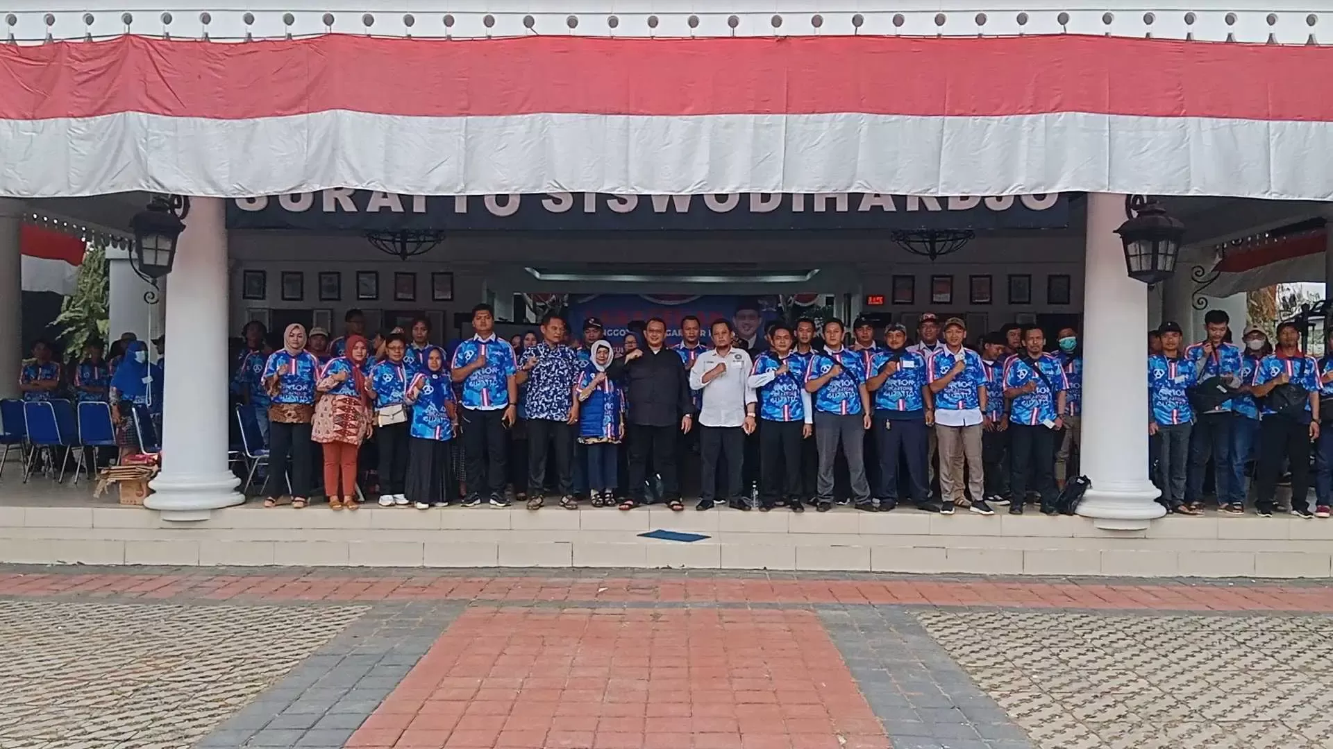 SARASEHAN Anggota Banggar MPR RI Bersama H.Anton Sukartono Suratto.