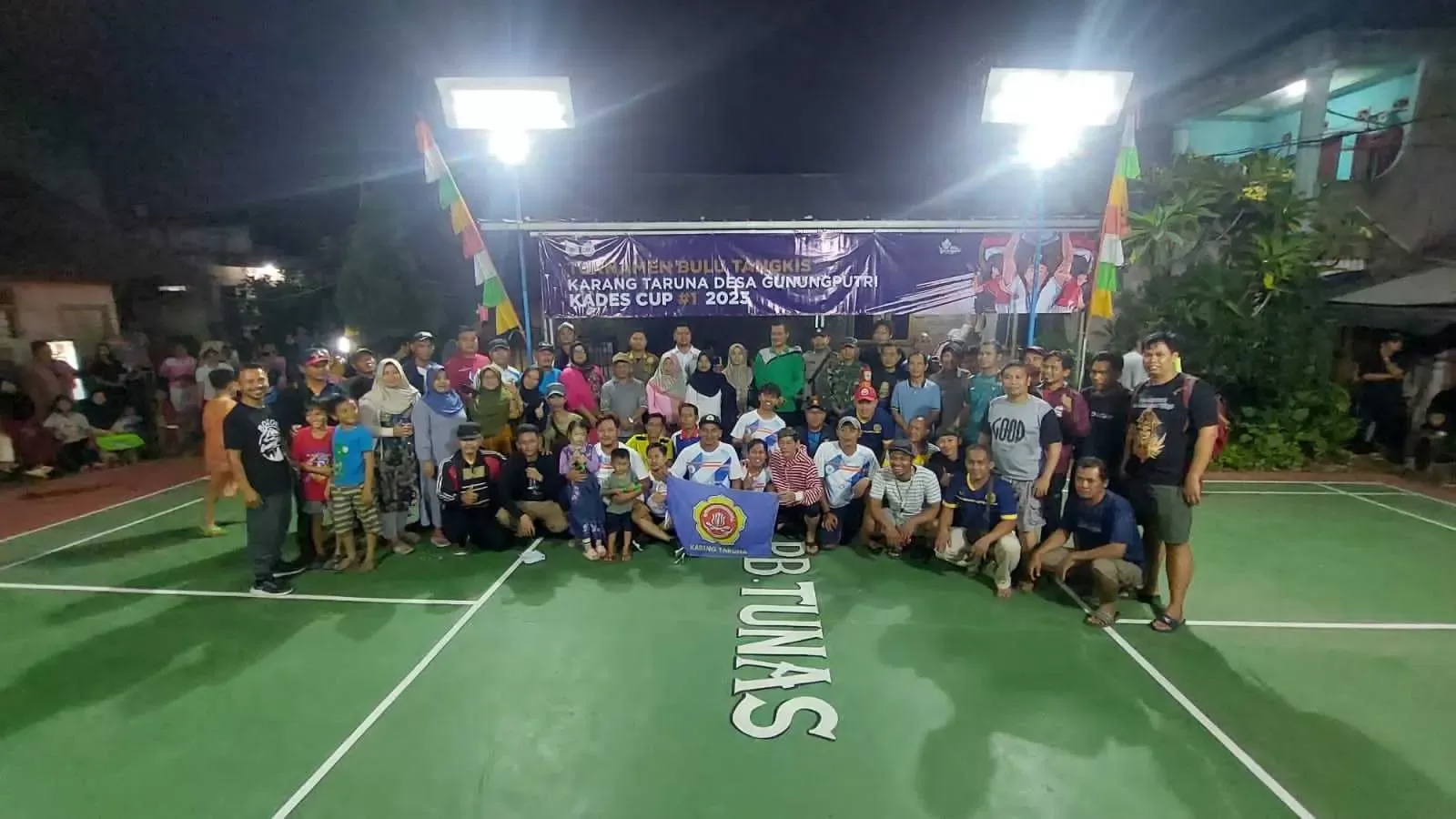 Jelang HUT RI ke-78, Karang Taruna Desa Gunungputri Gelar Tournament Bulutangkis Kades Cup