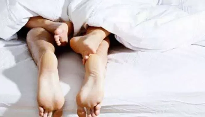 Hubungan Seksual dalam Islam: Sunah dan Adab bagi Suami Istri