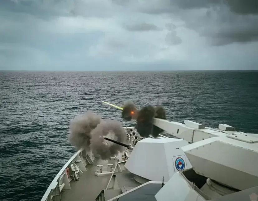 KRI REM-331 Gelar Latihan Hadapi Ancaman Multi Threat di Laut Banda