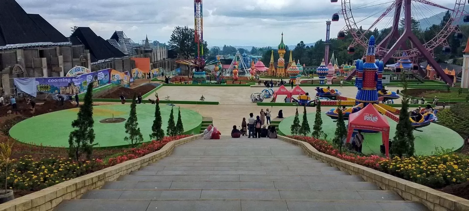 Buka Setiap Hari, Hibisc Fantasy Puncak Serap Ratusan Pekerja Warga Setempat