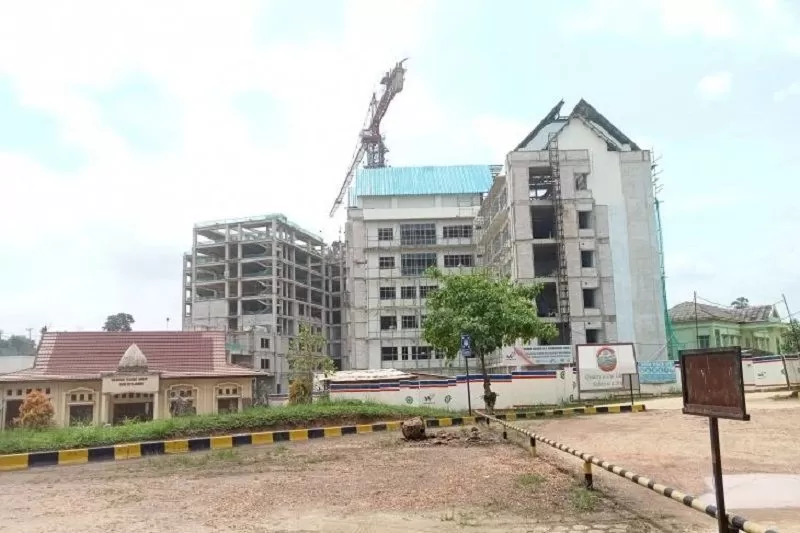 Pembangunan Gedung UIN STS Jambi dan beberapa proyek pembangunan lainnya turut mendorong pertumbuhan positif sektor konstrusi di Provinsi Jambi