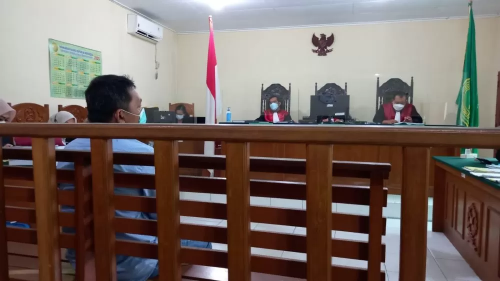Sidang keterangan saksi meringankan di Pengadilan Negeri Jambi