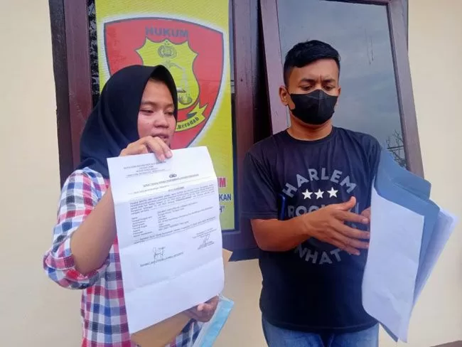 Nasabah Bank Mandiri KCP Sri Pelayang, Kabupaten Sarolangun membuat laporan ke polisi usai jaminan sertifikat rumah milik orang tuanya hilang ketika tergadai di bank